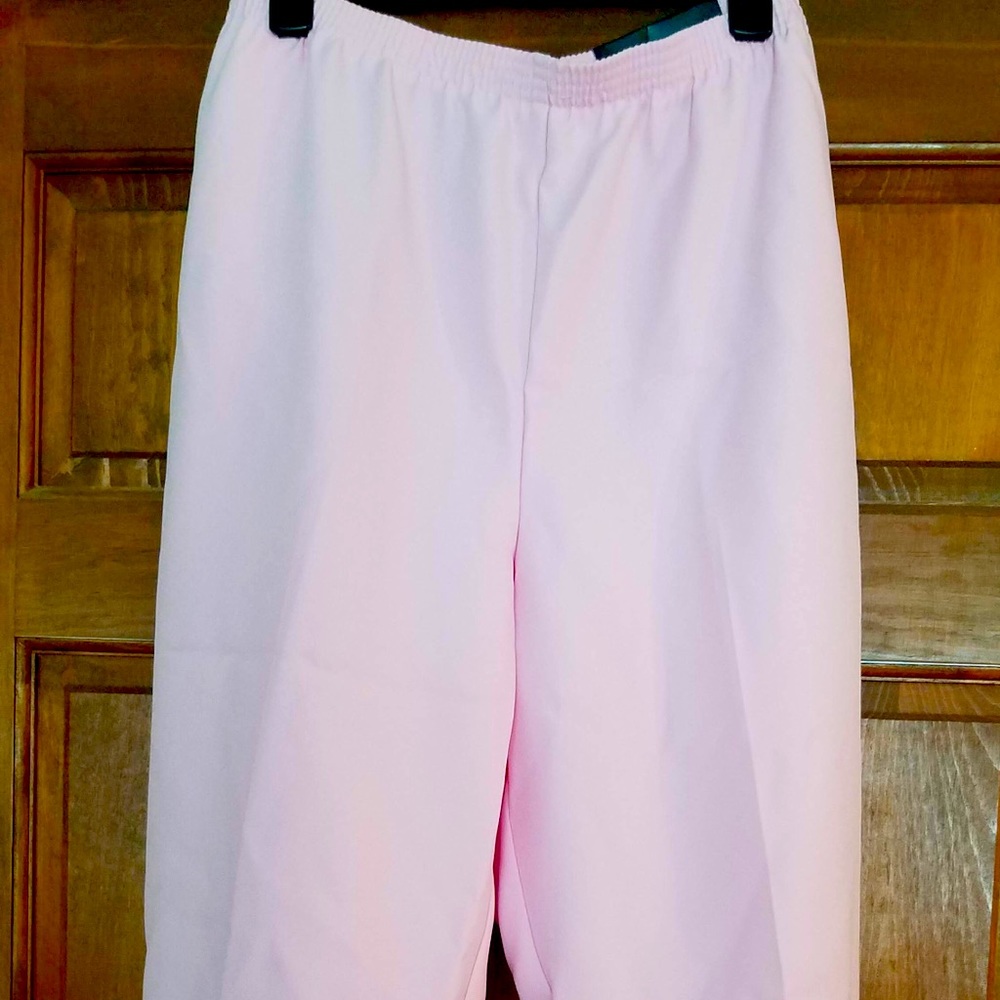 Pink Petal Capri